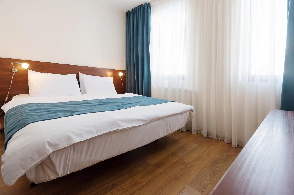 Standard family room